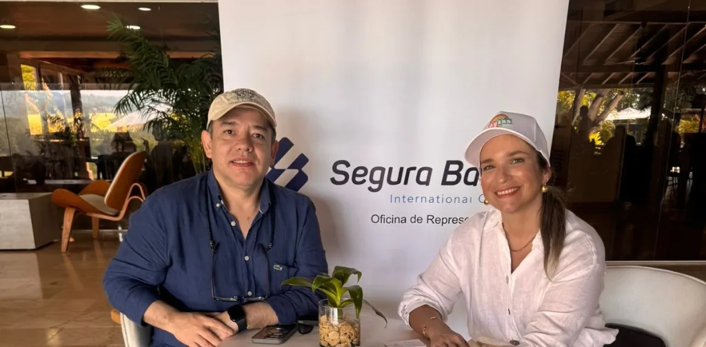 Participación de Segura Bank en el RAIIS St. Jude Open apoyando iniciativas de impacto social y bienestar comunitario.