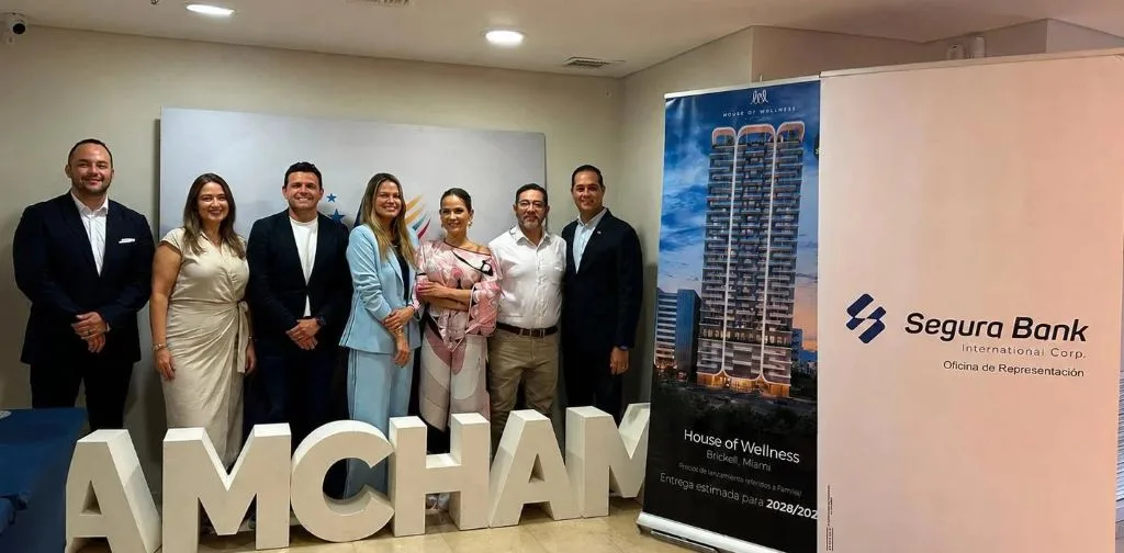 Participación de Segura Bank en Miami se toma Barranquilla organizado por AmCham Atlántico y Magdalena.
